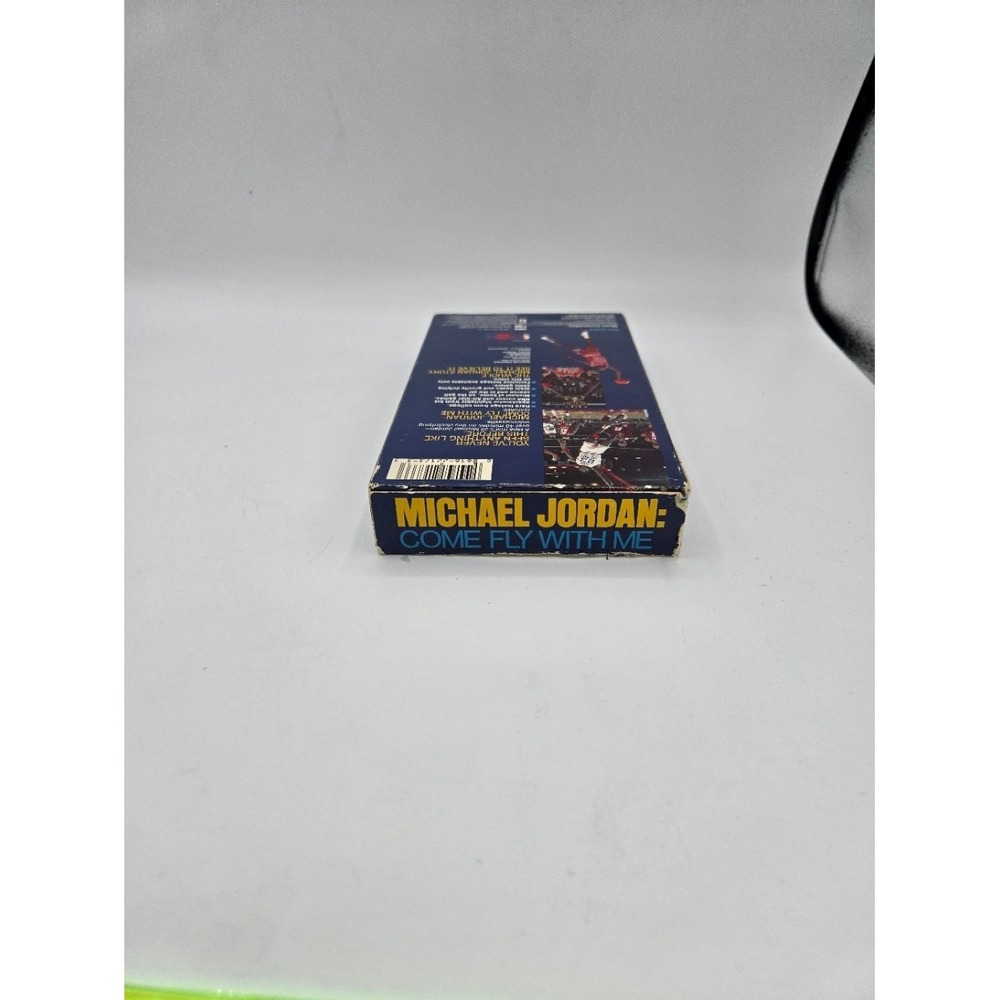 Michael Jordan: Come Fly With Me VHS (1989) CBS Fox Video Sports - Pre-owned - Picture 5 of 7